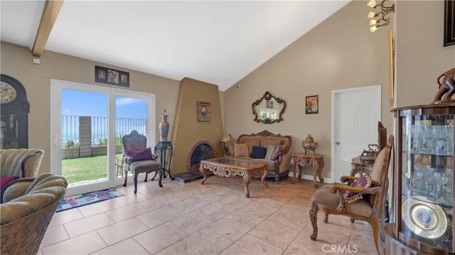 3380 N Lamer Street, Burbank, CA 91504