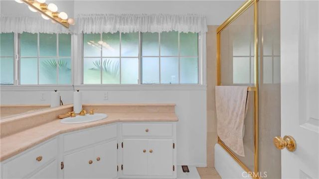 3380 N Lamer Street, Burbank, CA 91504