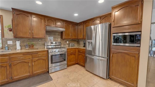 3380 N Lamer Street, Burbank, CA 91504