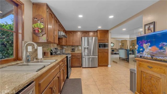 3380 N Lamer Street, Burbank, CA 91504