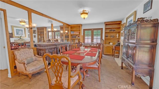 3380 N Lamer Street, Burbank, CA 91504