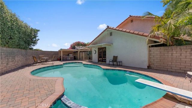 3380 N Lamer Street, Burbank, CA 91504