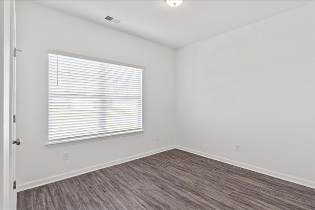 2246 Zeva Cir, Columbia, TN 38401
