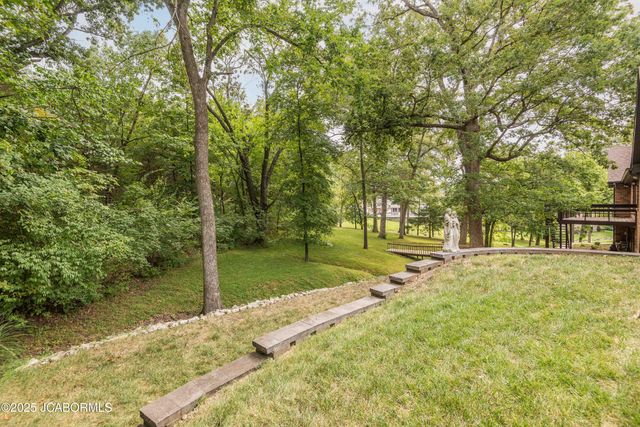 401 WINDRIDGE COURT, Jefferson City, MO 65109