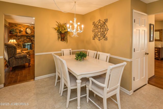 401 WINDRIDGE COURT, Jefferson City, MO 65109