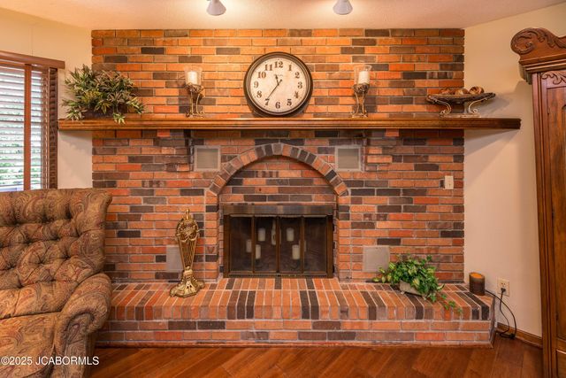 401 WINDRIDGE COURT, Jefferson City, MO 65109