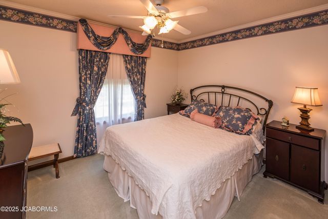 401 WINDRIDGE COURT, Jefferson City, MO 65109