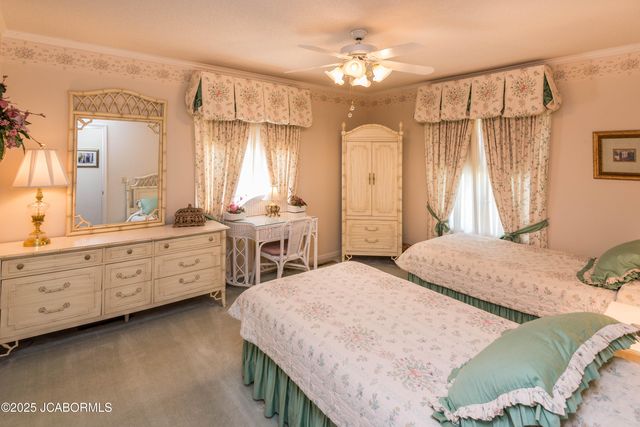 401 WINDRIDGE COURT, Jefferson City, MO 65109