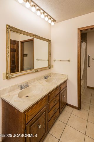 401 WINDRIDGE COURT, Jefferson City, MO 65109