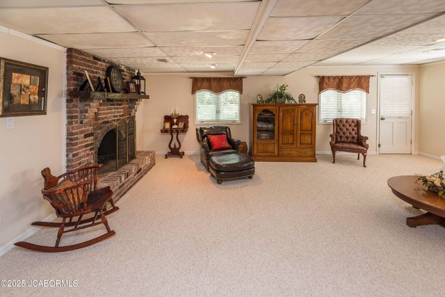 401 WINDRIDGE COURT, Jefferson City, MO 65109