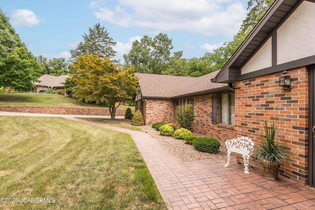 401 WINDRIDGE COURT, Jefferson City, MO 65109