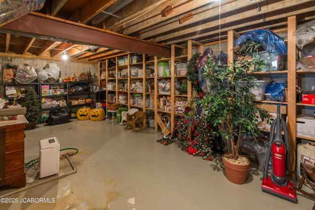 401 WINDRIDGE COURT, Jefferson City, MO 65109