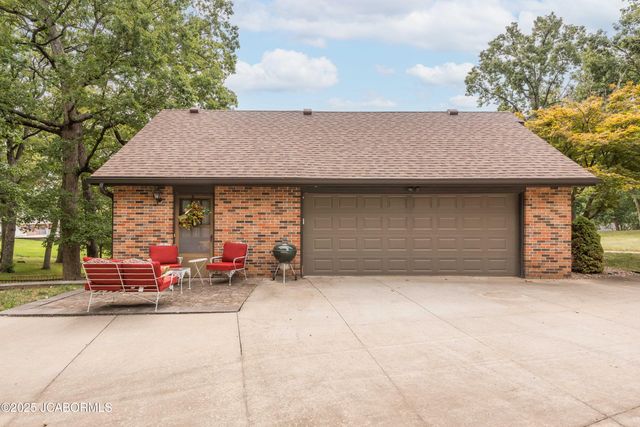 401 WINDRIDGE COURT, Jefferson City, MO 65109