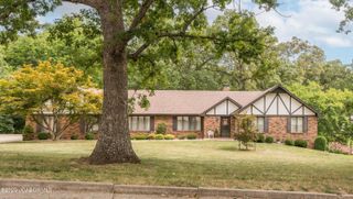 401 WINDRIDGE COURT, Jefferson City, MO 65109