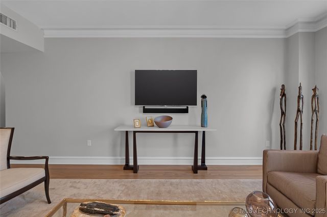 1500 S Frisco Avenue 2E, Tulsa, OK 74119