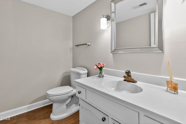 3128 Westbury, Raleigh, NC 27607