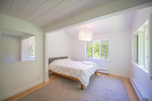 197 Lake Raponda Road, Wilmington, VT 05363