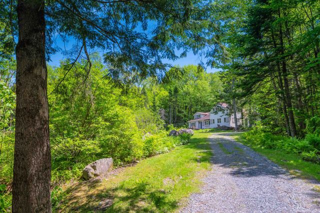 197 Lake Raponda Road, Wilmington, VT 05363
