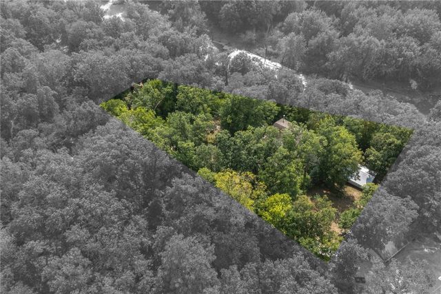 2576 58th St Lane, Vinton, IA 52349