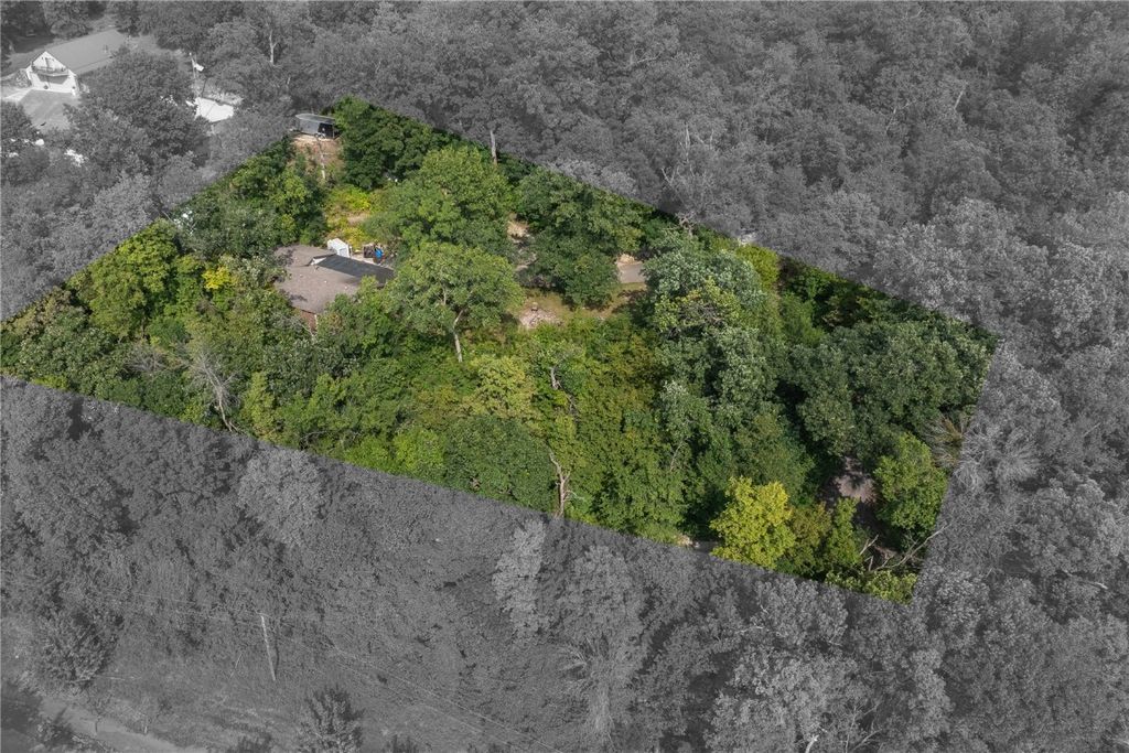 2576 58th St Lane, Vinton, IA 52349