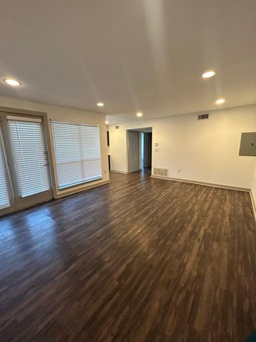 2806 Reagan Street 109, Dallas, TX 75219