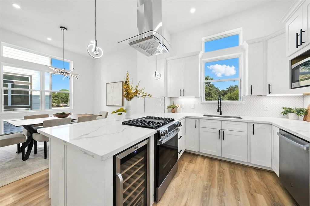 1913 Hoskins Drive I, Houston, TX 77080