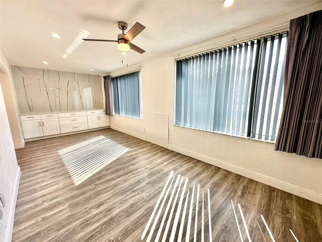 2431 CANADIAN WAY 37, Clearwater, FL 33763