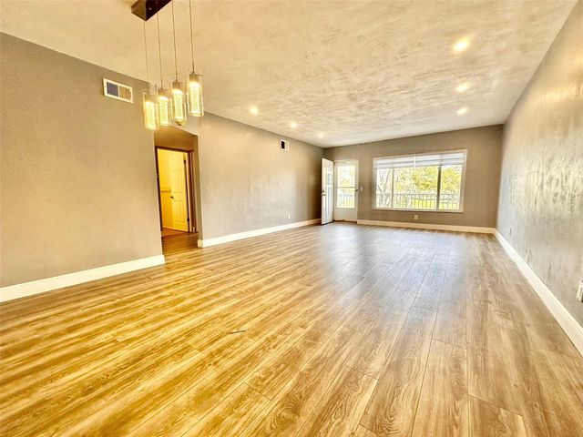 2431 CANADIAN WAY 37, Clearwater, FL 33763