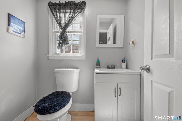 170 Ferry Street, New Haven, CT 06513