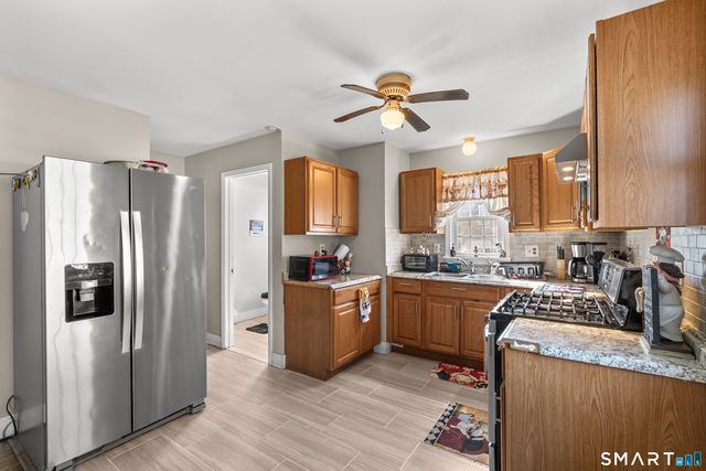 170 Ferry Street, New Haven, CT 06513