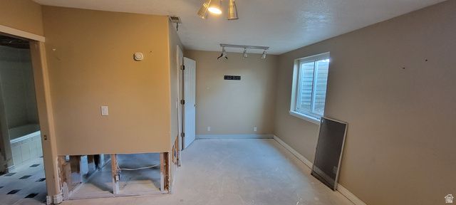 2493 W 6170 S, Taylorsville, UT 84129