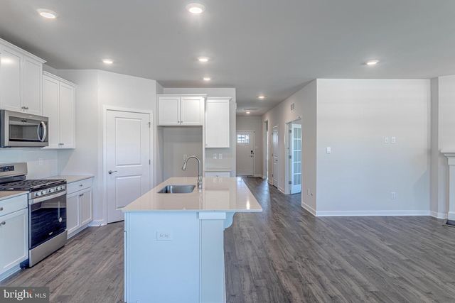 350 BANDON DUNES COURT, Moorestown, NJ 08057