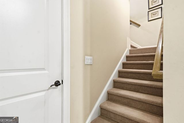 318 Lakeside Trace, Canton, GA 30115