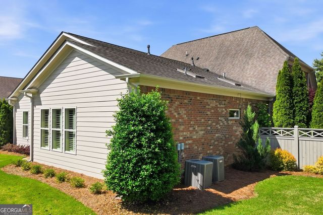 318 Lakeside Trace, Canton, GA 30115