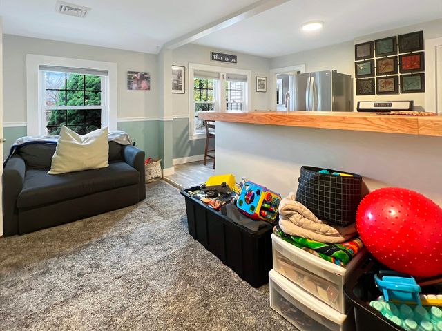 1649 Washington St, Canton, MA 02021