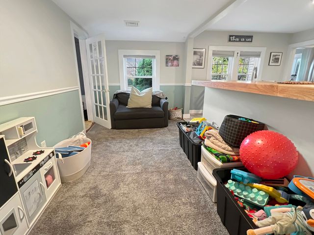 1649 Washington St, Canton, MA 02021