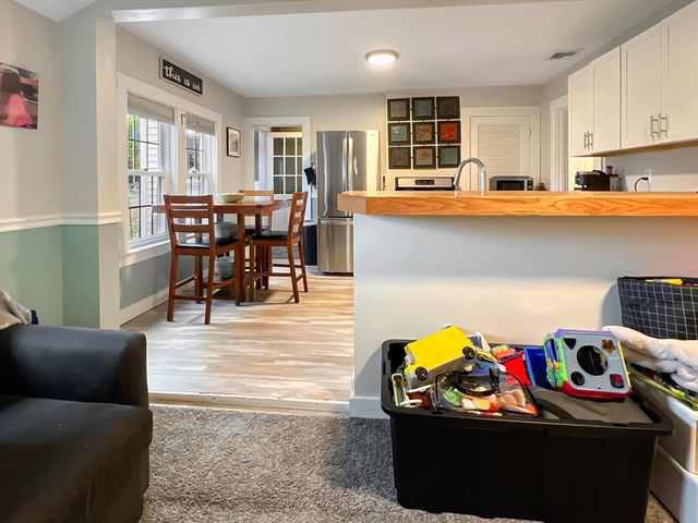 1649 Washington St, Canton, MA 02021