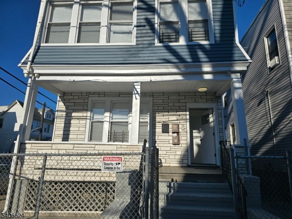 53 Aldine St, Newark City, NJ 07112