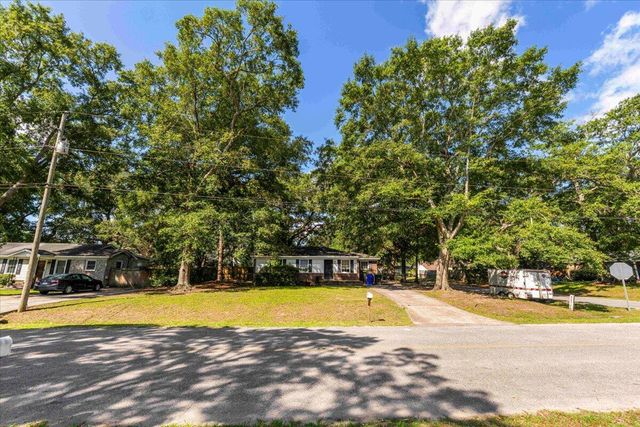 1436 Heather Drive, Mount Pleasant, SC 29464