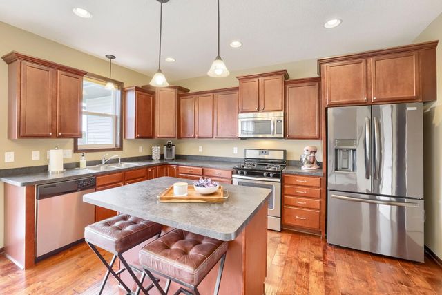 1232 Vernon Drive, Carver, MN 55315