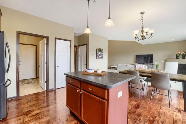 1232 Vernon Drive, Carver, MN 55315