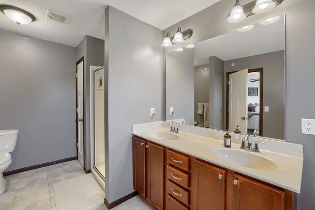 1232 Vernon Drive, Carver, MN 55315