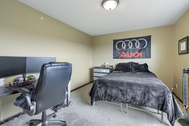 1232 Vernon Drive, Carver, MN 55315