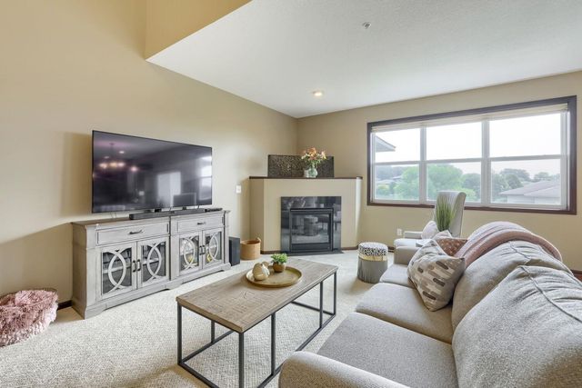 1232 Vernon Drive, Carver, MN 55315