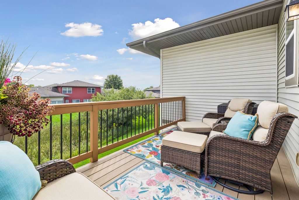 1232 Vernon Drive, Carver, MN 55315 — photo 2