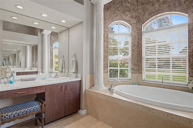 13301 THOROUGHBRED DRIVE, Dade City, FL 33525