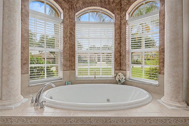 13301 THOROUGHBRED DRIVE, Dade City, FL 33525