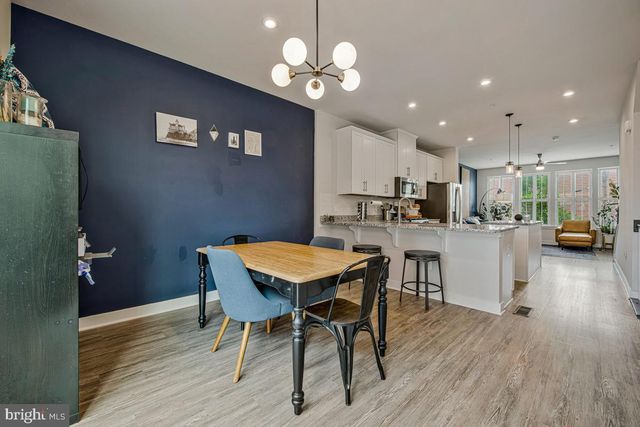 6204 EDITORS PARK DR, Hyattsville, MD 20782