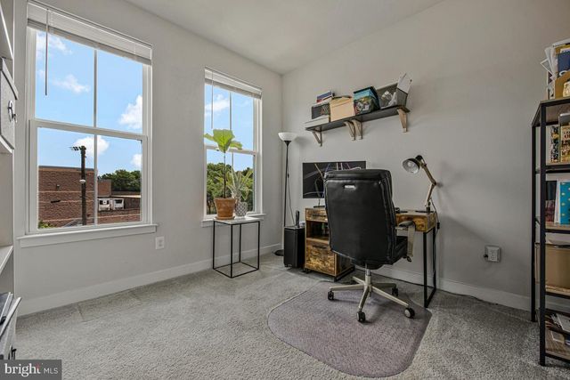 6204 EDITORS PARK DR, Hyattsville, MD 20782
