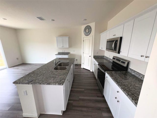 410 Magnum Force DR, Jarrell, TX 76537